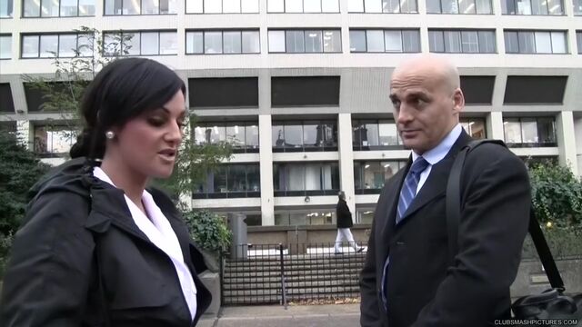 Секс брат е свою родную младшую сестру