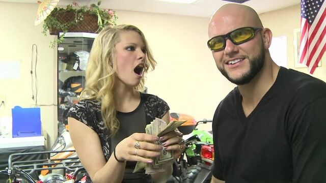 Русские женщины кончают фильмы полнометражные порно сквиртом