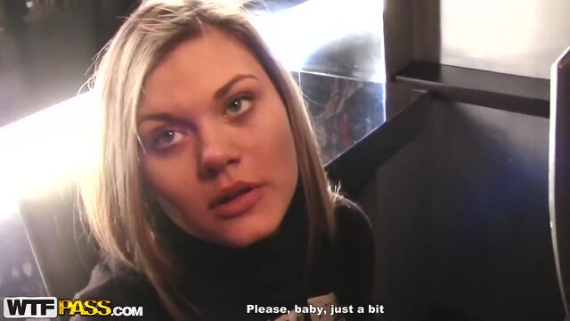 Пьяную жену оттрахали друзья мужа