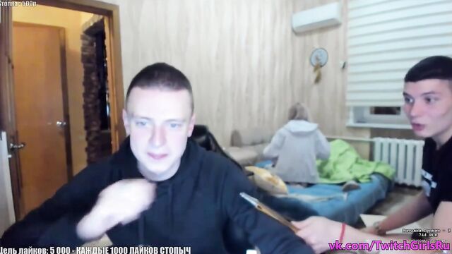 Порно голые попки и киски