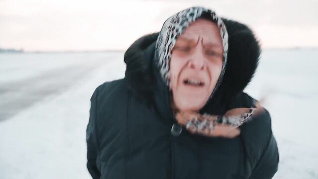 Порно лосинах пышные девушки