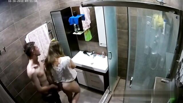 Порно пазнакомица девушки в интернете без регистрации