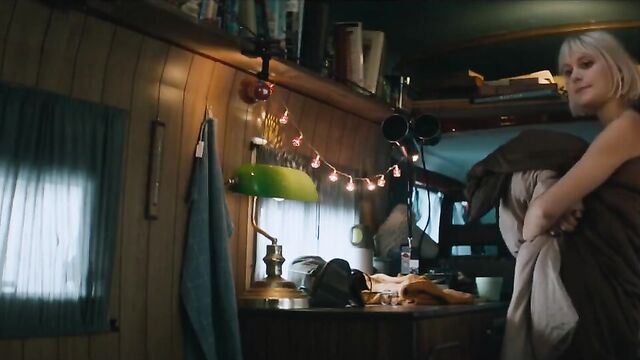 Порно зрелая жена изменяет с соседом