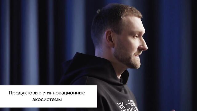 Порно лесби пристает к спящей подруге
