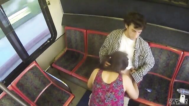 Секс пожилых дам с молодыми