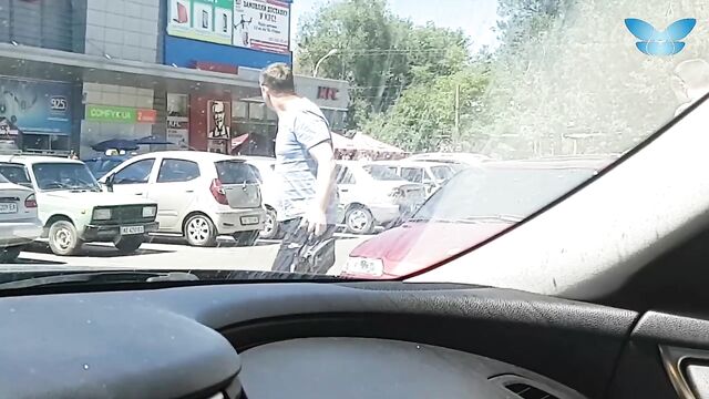 Порно секс возбуждает русская женщина с диалогом